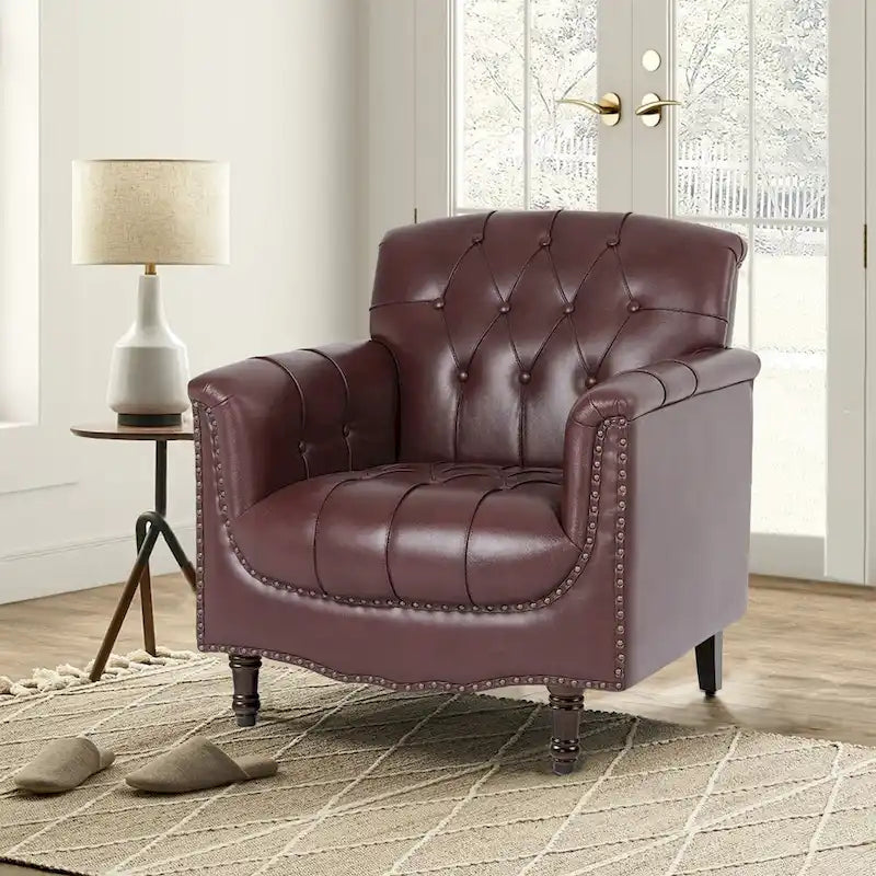 Fauteuil d'appoint capitonné en similicuir avec accoudoirs cloutés