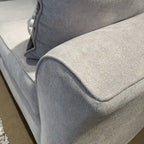 Causeuse en tissu à dossier moelleux