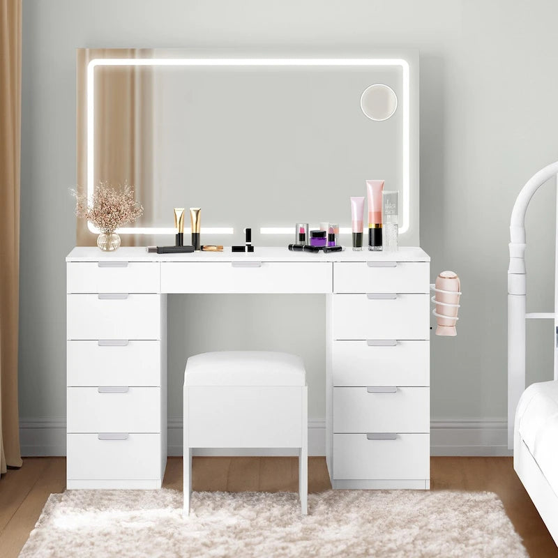 46 Coiffeuse avec prise intégrée avec miroir éclairé et support de sèche-cheveux - 55,8 H x 46 L x 11,7 P