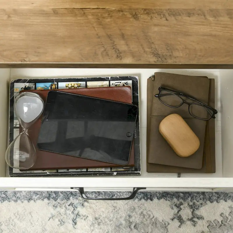 Table basse de style rustique avec rangement et tiroir