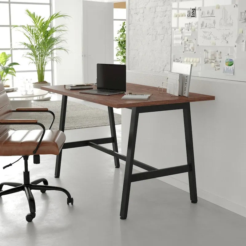 Table de conférence professionnelle avec plateau stratifié et piètement en A